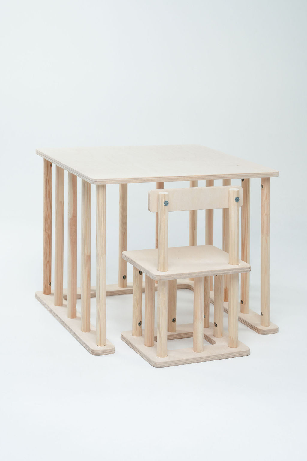 Montessori baldai vaikams kėdė kvadratinė natūrali