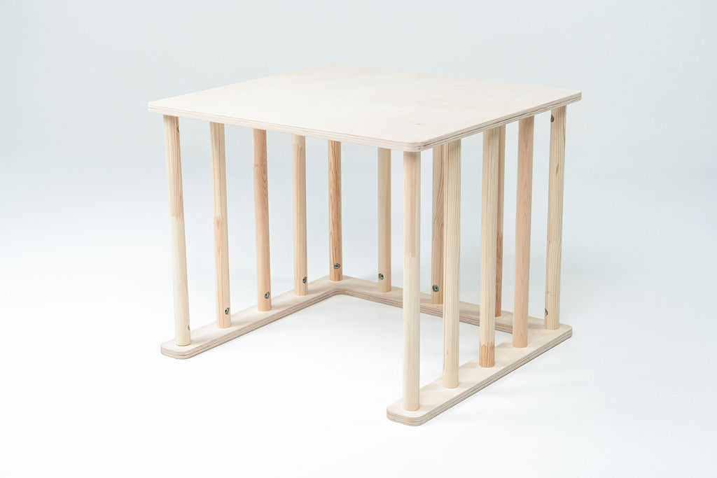 Vaiko stalas Montessori kvadratinis